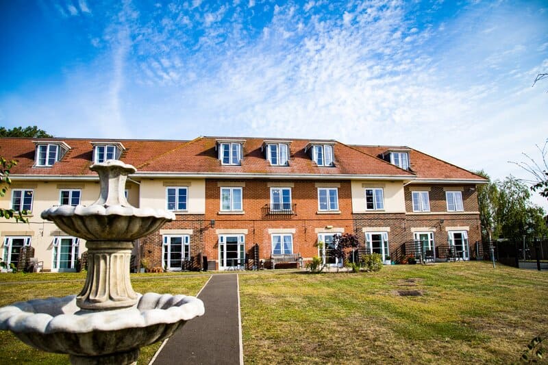 Hampton external